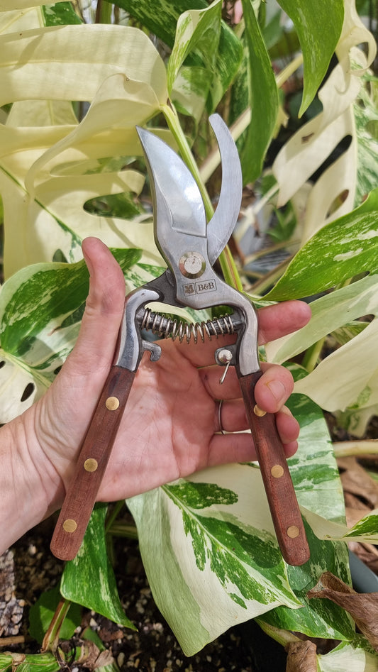 Burgon & Ball Wooden Handled Secateurs