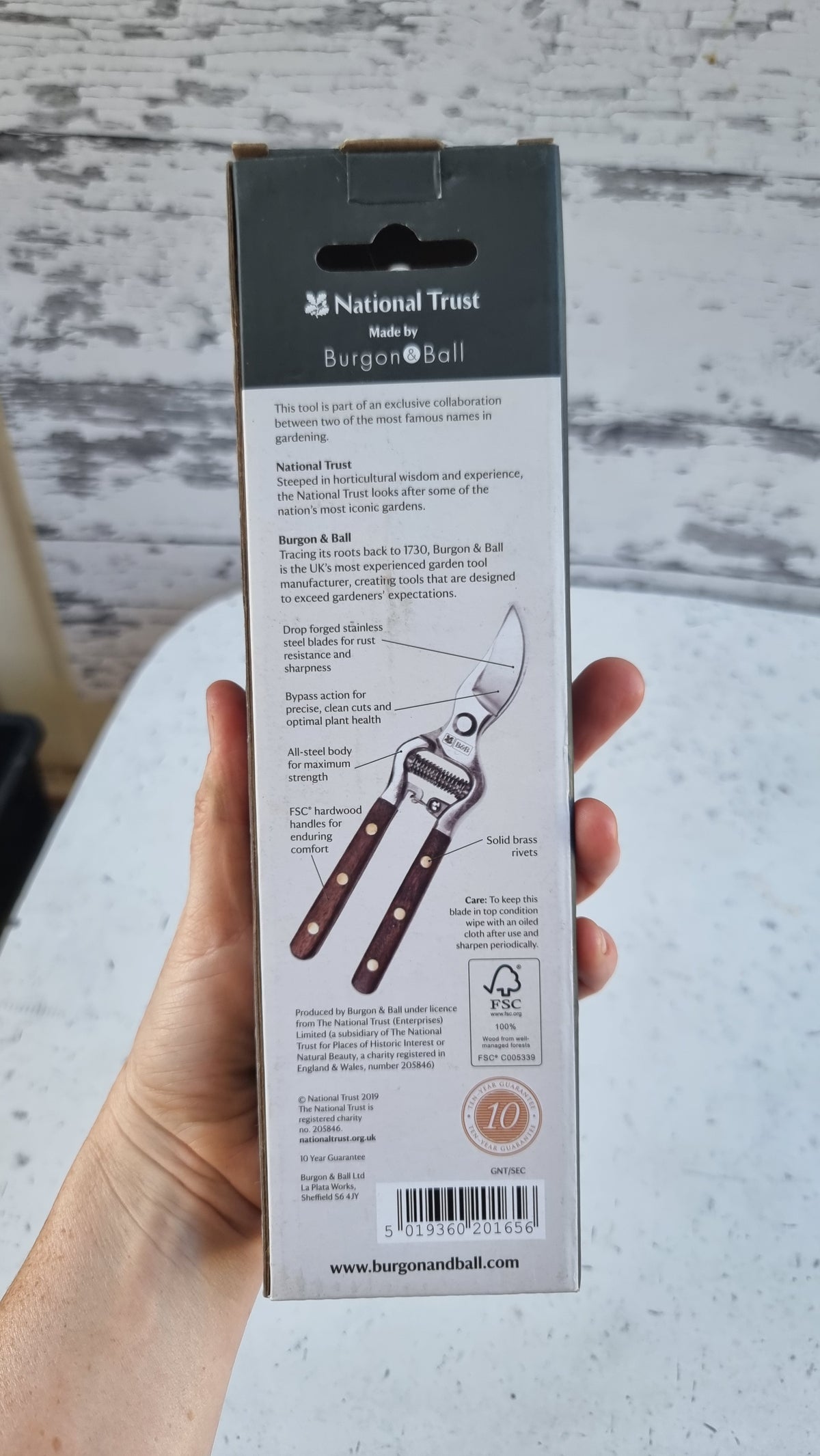 Burgon & Ball Wooden Handled Secateurs